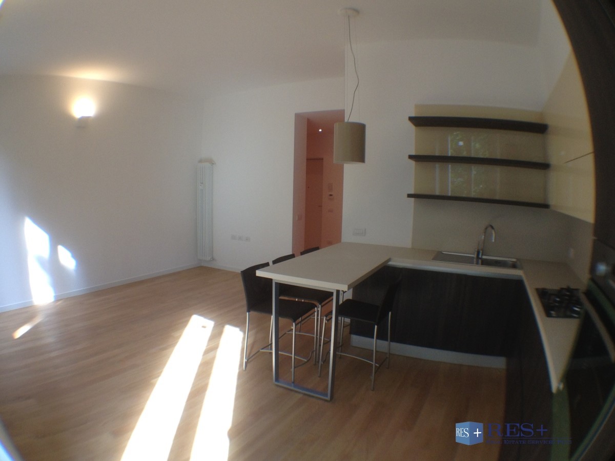 Appartamento MILANO affitto  Milano  Res Plus Immobiliare